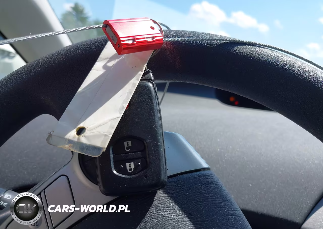 2014 Toyota Prius Two VIN:JTDKN3DU0E1747379 - 11