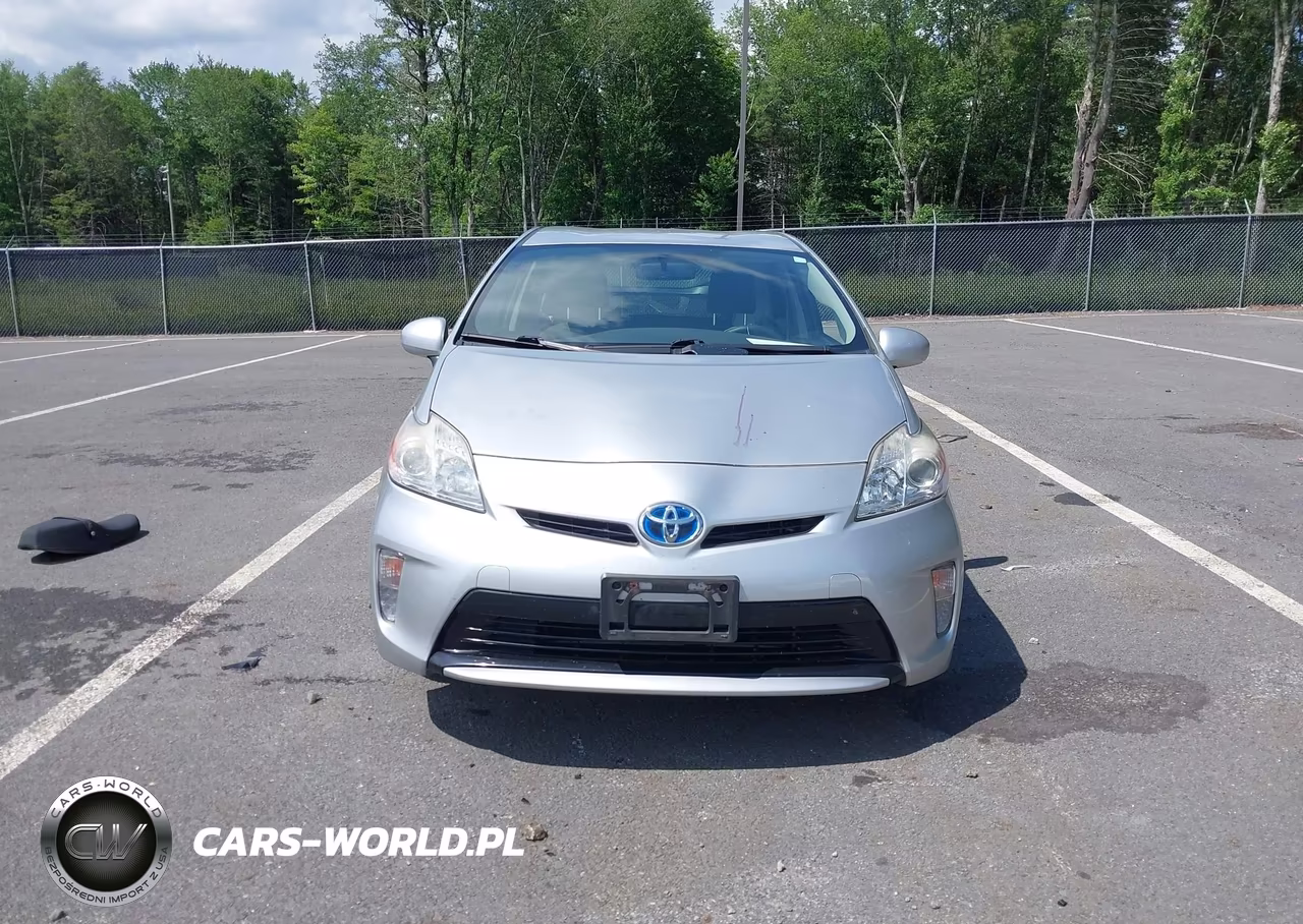 2014 Toyota Prius Two VIN:JTDKN3DU0E1747379 - 12