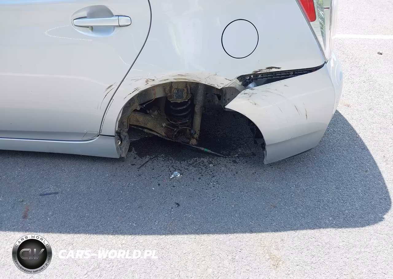 2014 Toyota Prius Two VIN:JTDKN3DU0E1747379 - 6