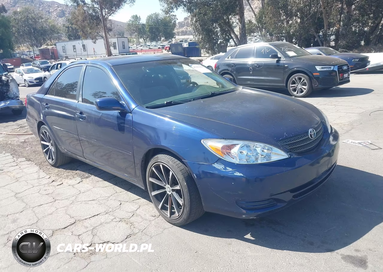 2004 Toyota Camry Le