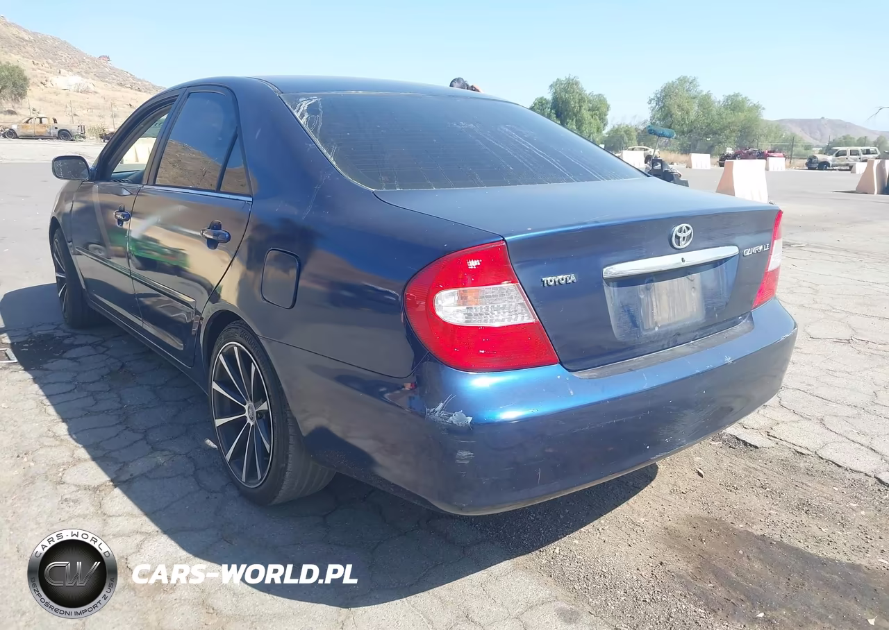2004 Toyota Camry Le VIN:4T1BE32K54U333668 - 3