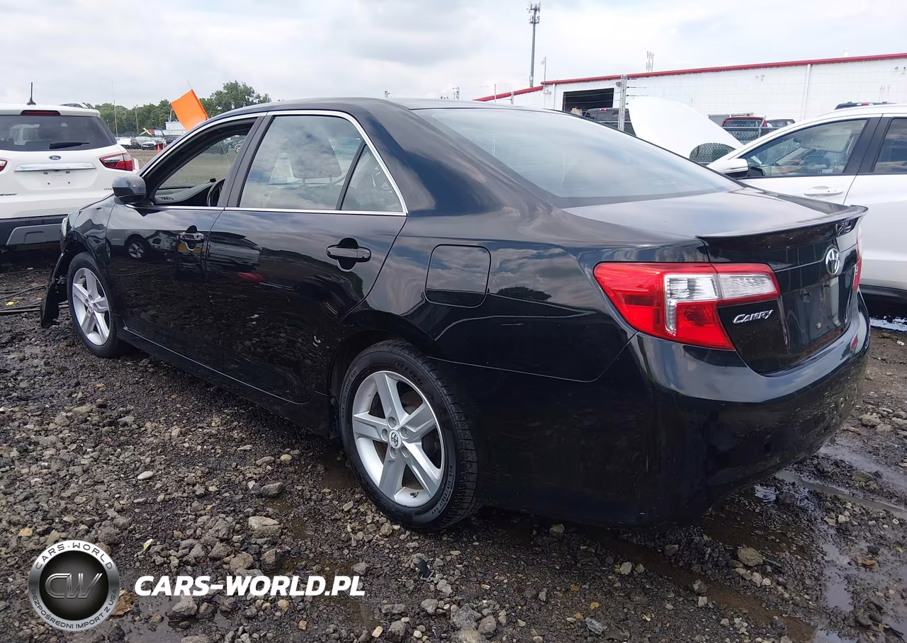 2012 Toyota Camry Se VIN:4T1BF1FK2CU577725 - 3