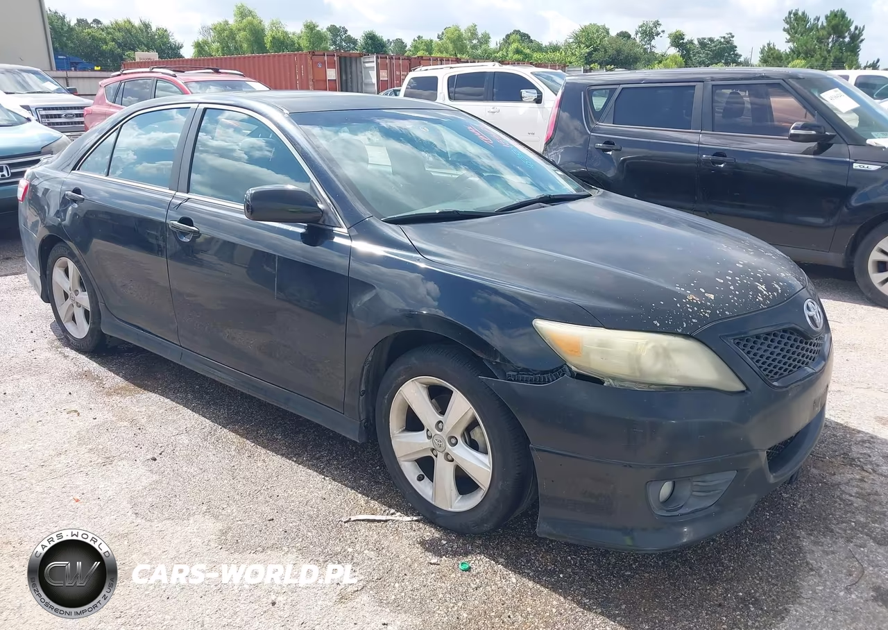 2011 Toyota Camry Se – zdjęcie 1 z 11