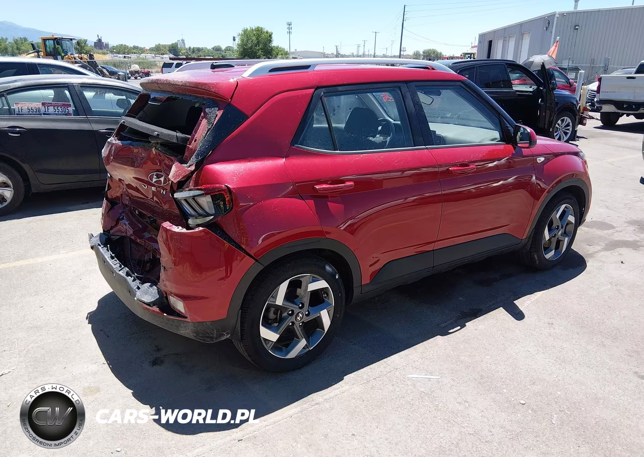 2023 Hyundai Venue Sel VIN:KMHRC8A38PU217588 - 4