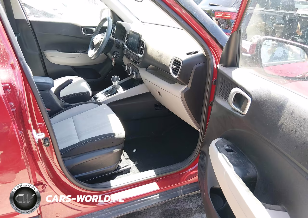 2023 Hyundai Venue Sel VIN:KMHRC8A38PU217588 - 5