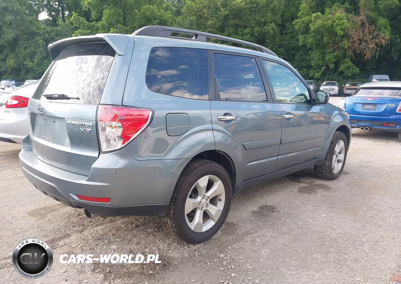 2013 Subaru Forester 2.5Xt Premium VIN:JF2SHGAC4DH422798 - 4
