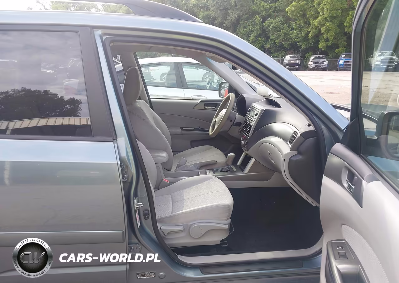 2013 Subaru Forester 2.5Xt Premium VIN:JF2SHGAC4DH422798 - 5