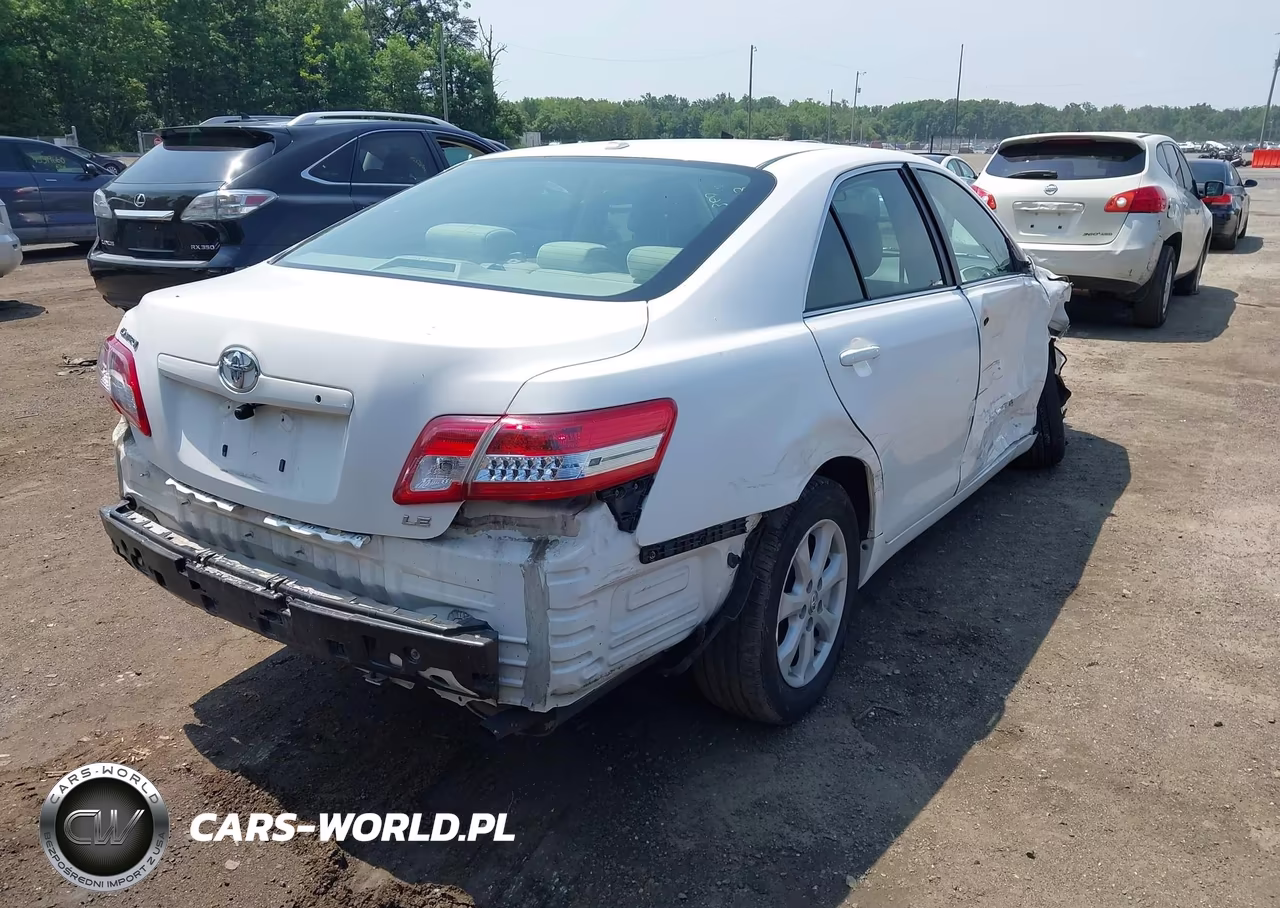 2011 Toyota Camry Le VIN:4T1BF3EK2BU773823 - 4