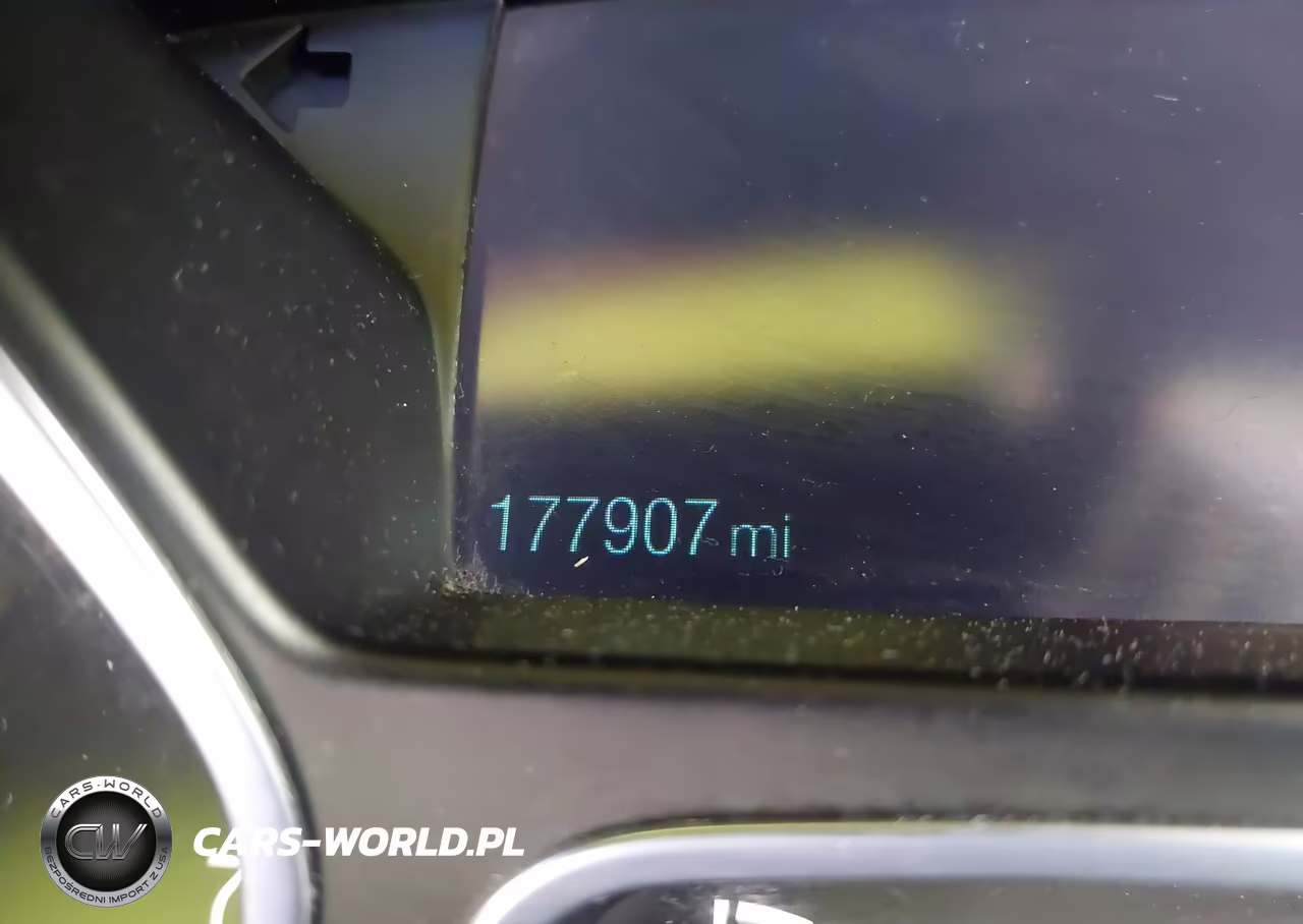2015 Ford Focus Se VIN:1FADP3F21FL249573 - 7