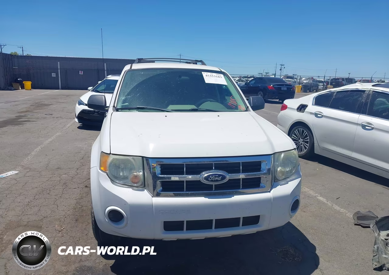 2011 Ford Escape Xls VIN:1FMCU9C74BKB46970 - 12