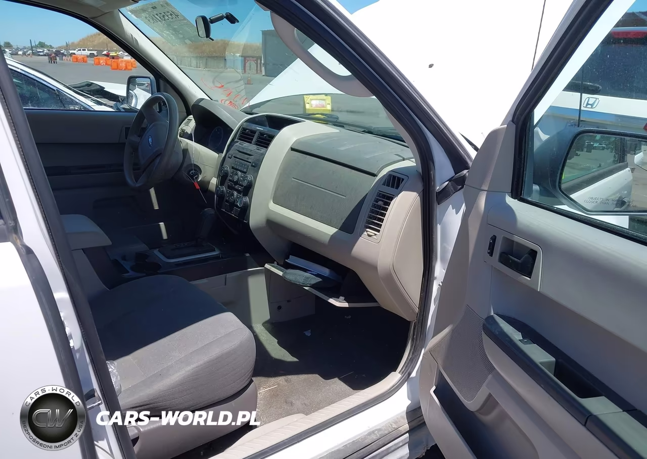 2011 Ford Escape Xls VIN:1FMCU9C74BKB46970 - 5