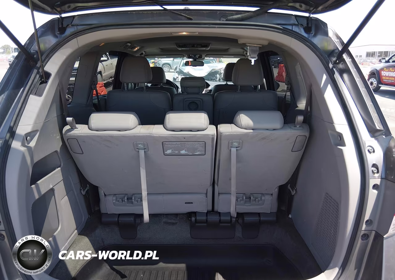 2017 Honda Odyssey Ex-L VIN:5FNRL5H68HB000099 - 18