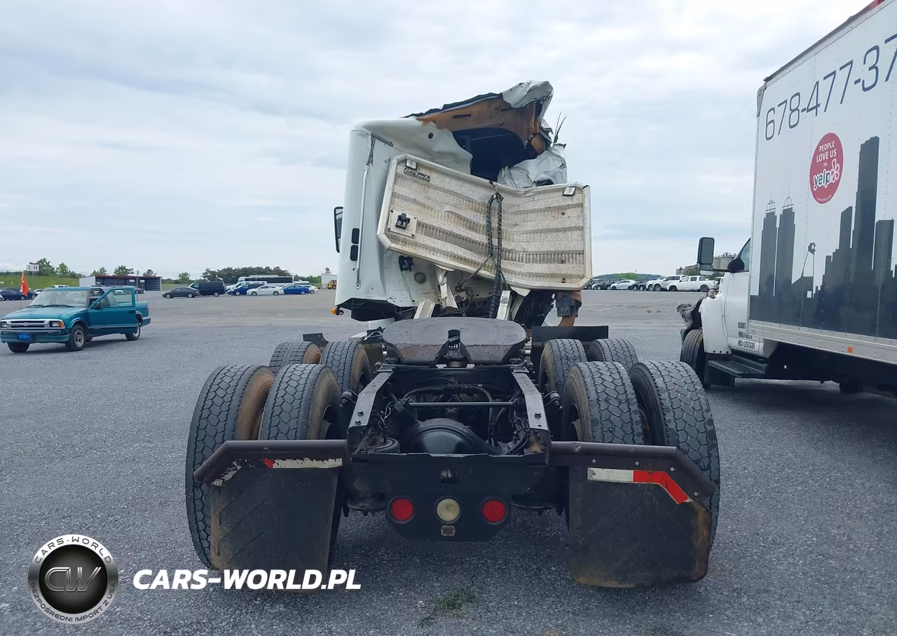 2015 Freightliner Conventional Columbia VIN:3ALXA7005FDGA1802 - 18