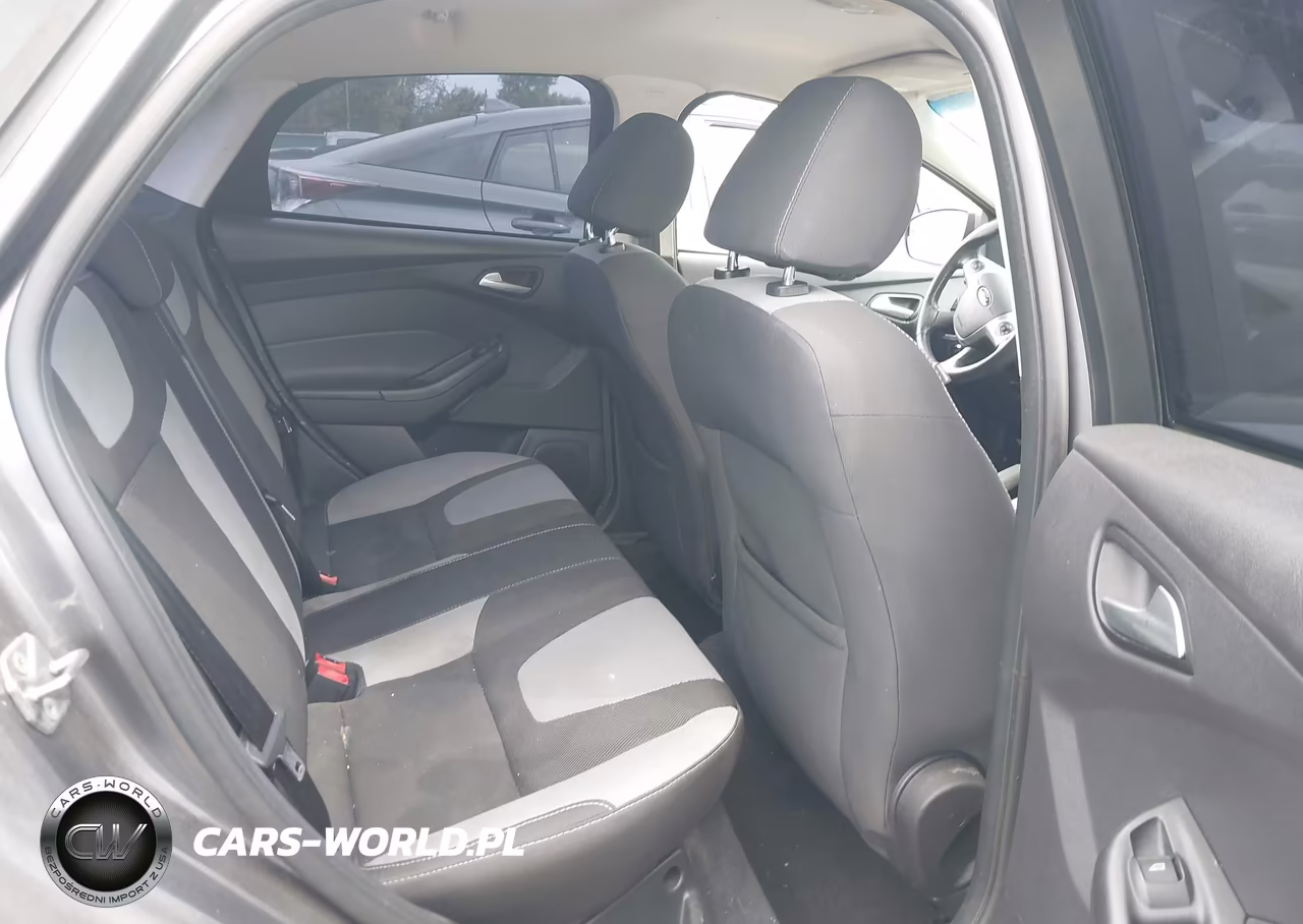2014 Ford Focus Se VIN:1FADP3F22EL340835 - 8