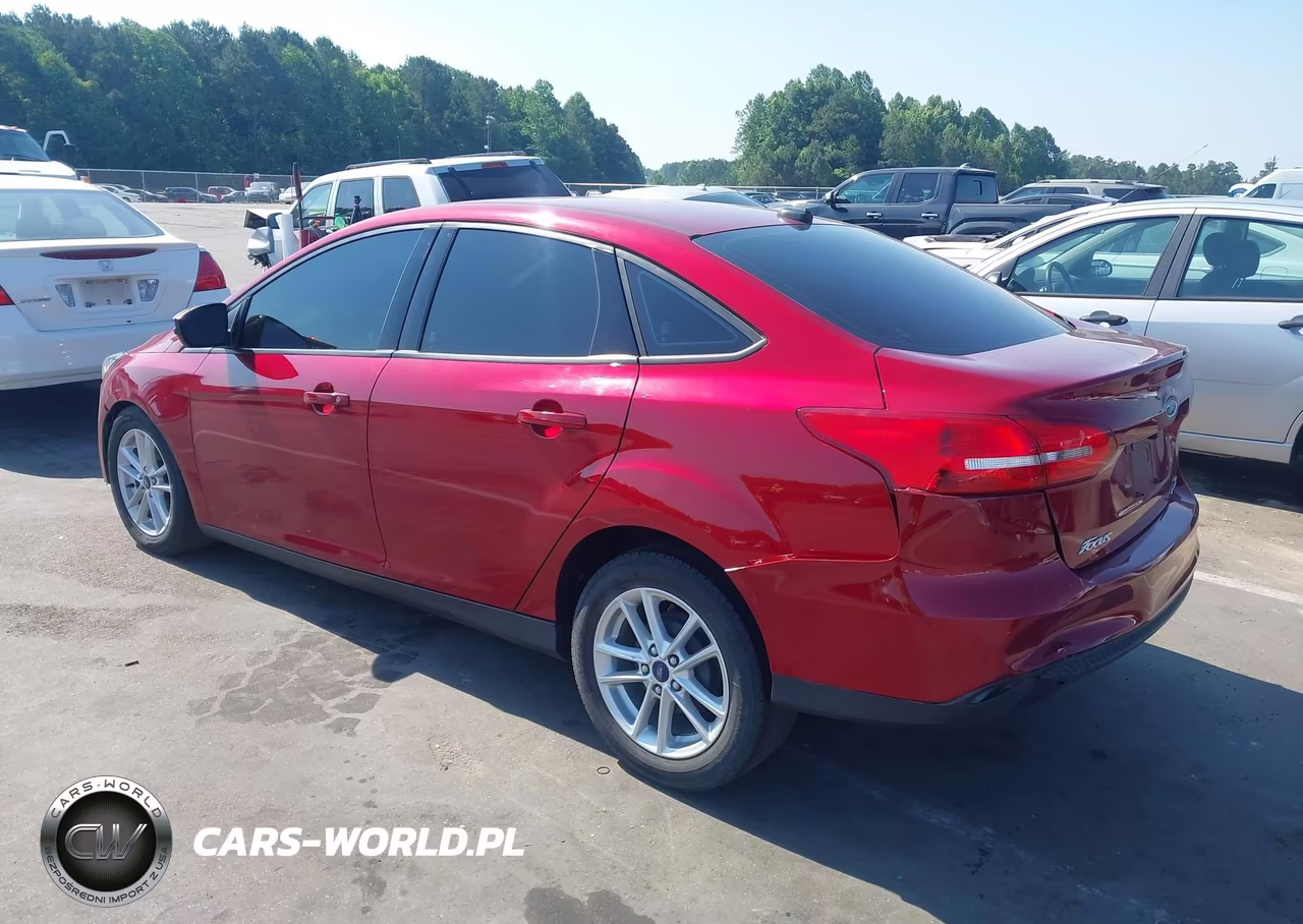 2016 Ford Focus Se VIN:1FADP3F29GL398573 - 3