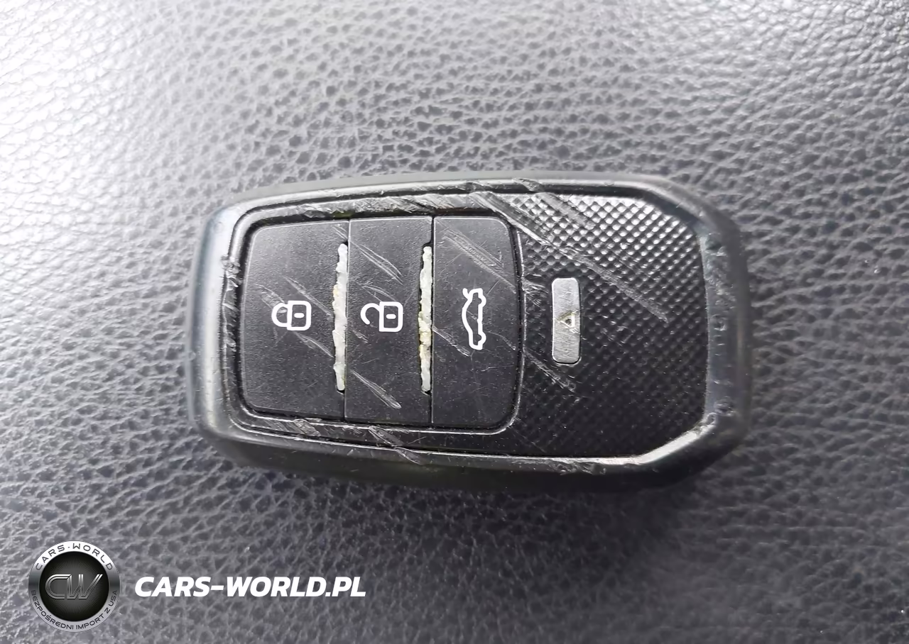 2018 Toyota Rav4 Xle VIN:JTMRFREV0JJ746247 - 11