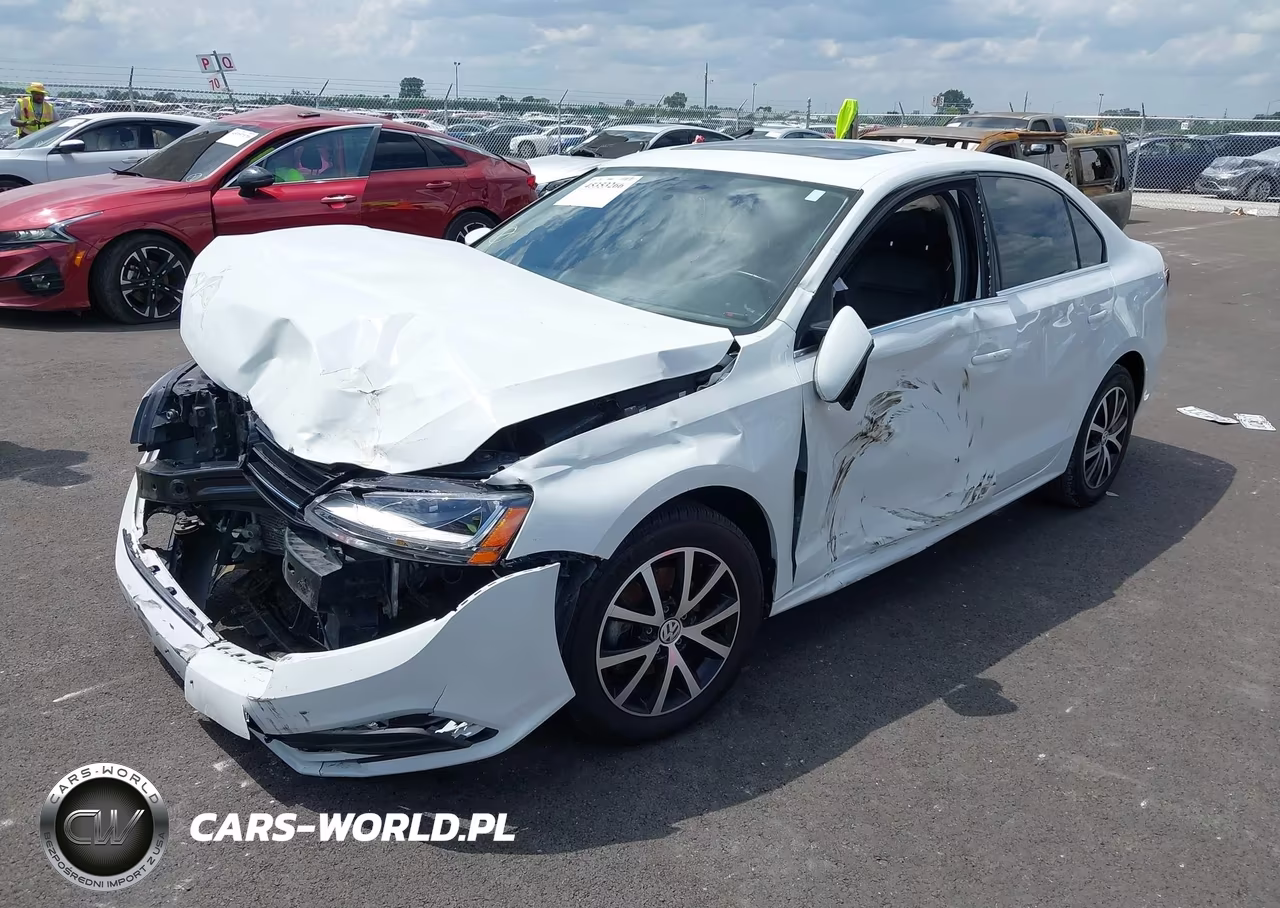2018 Volkswagen Jetta 1.4T Se-1.4T Wolfsburg Edition VIN:3VWDB7AJ5JM213596 - 2