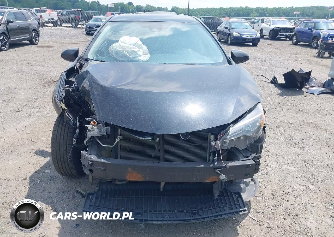 2019 Toyota Corolla Le VIN:5YFBURHE5KP936111 - 12