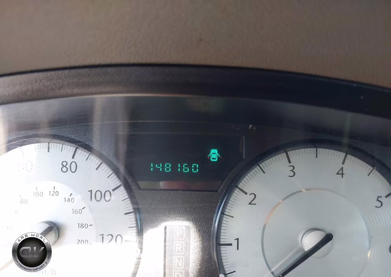 2008 Chrysler 300 Touring VIN:2C3LA53G38H160384 - 15