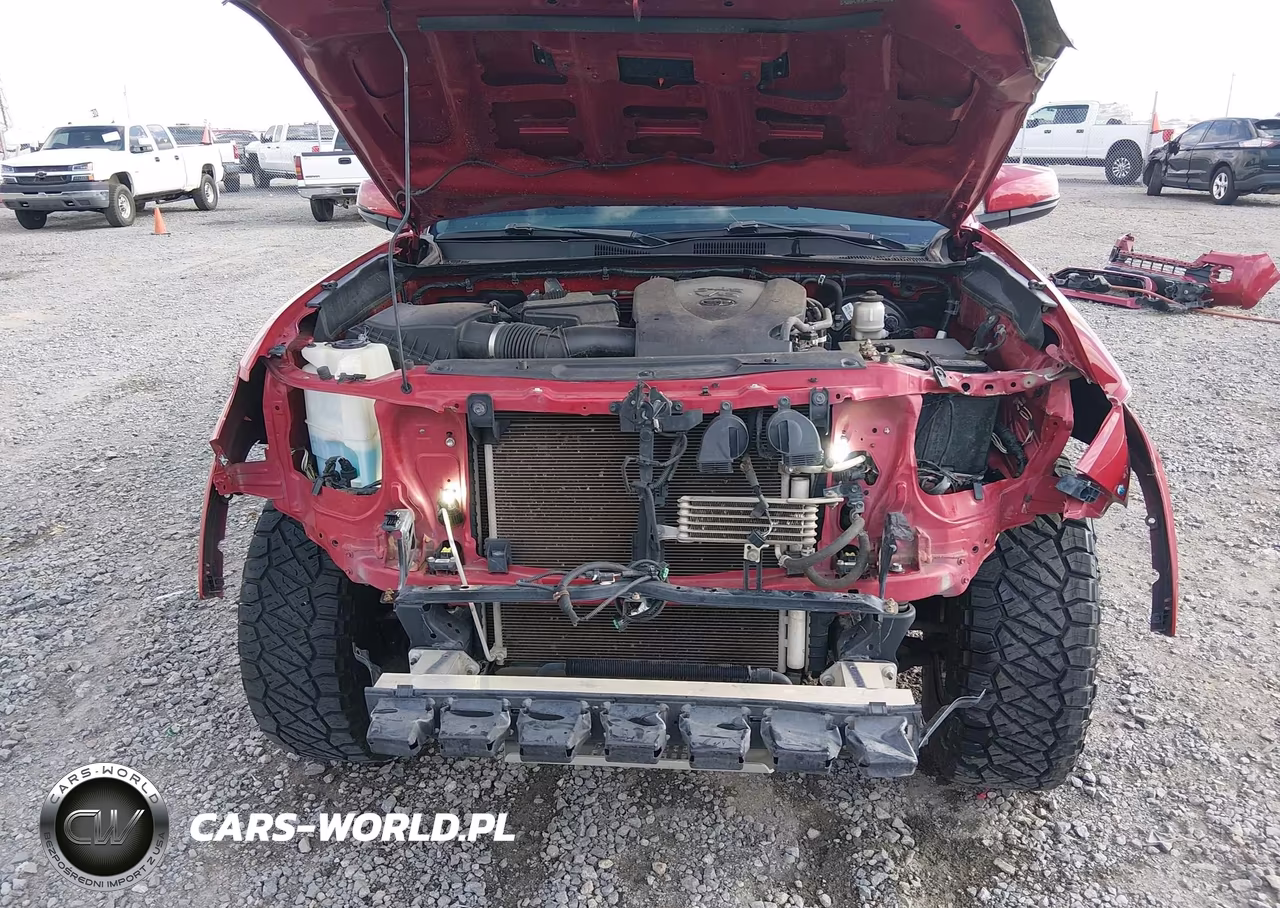 2020 Toyota Tacoma Trd Sport VIN:3TMCZ5ANXLM318204 - 10