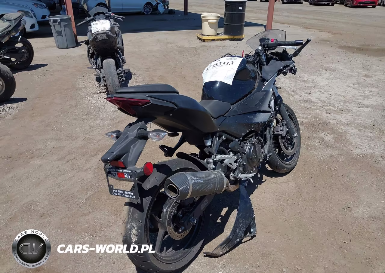 2025 Kawasaki Ex500 VIN:ML5EXGG16SDA66649 - 4