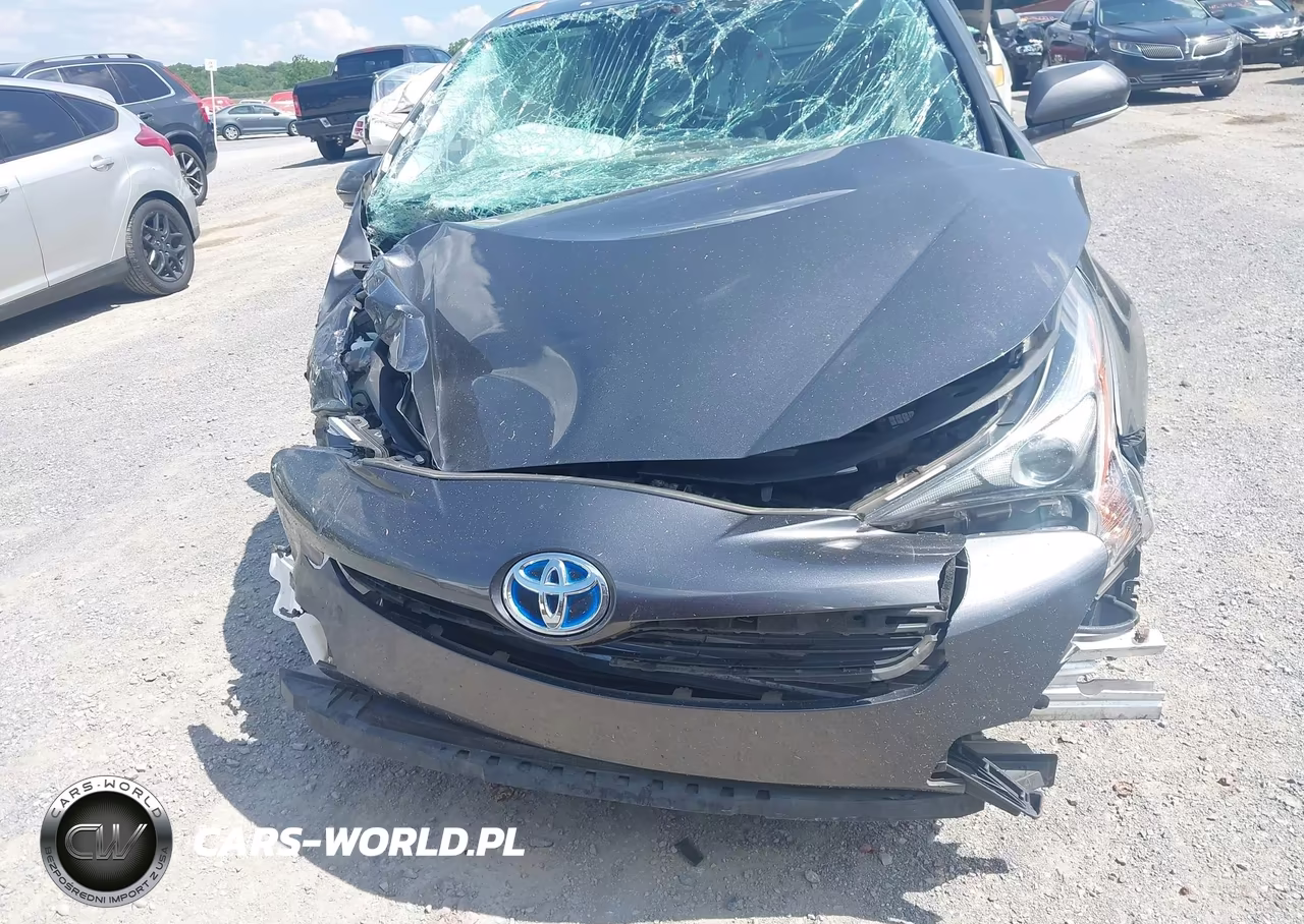 2016 Toyota Prius Four VIN:JTDKARFU1G3013000 - 13