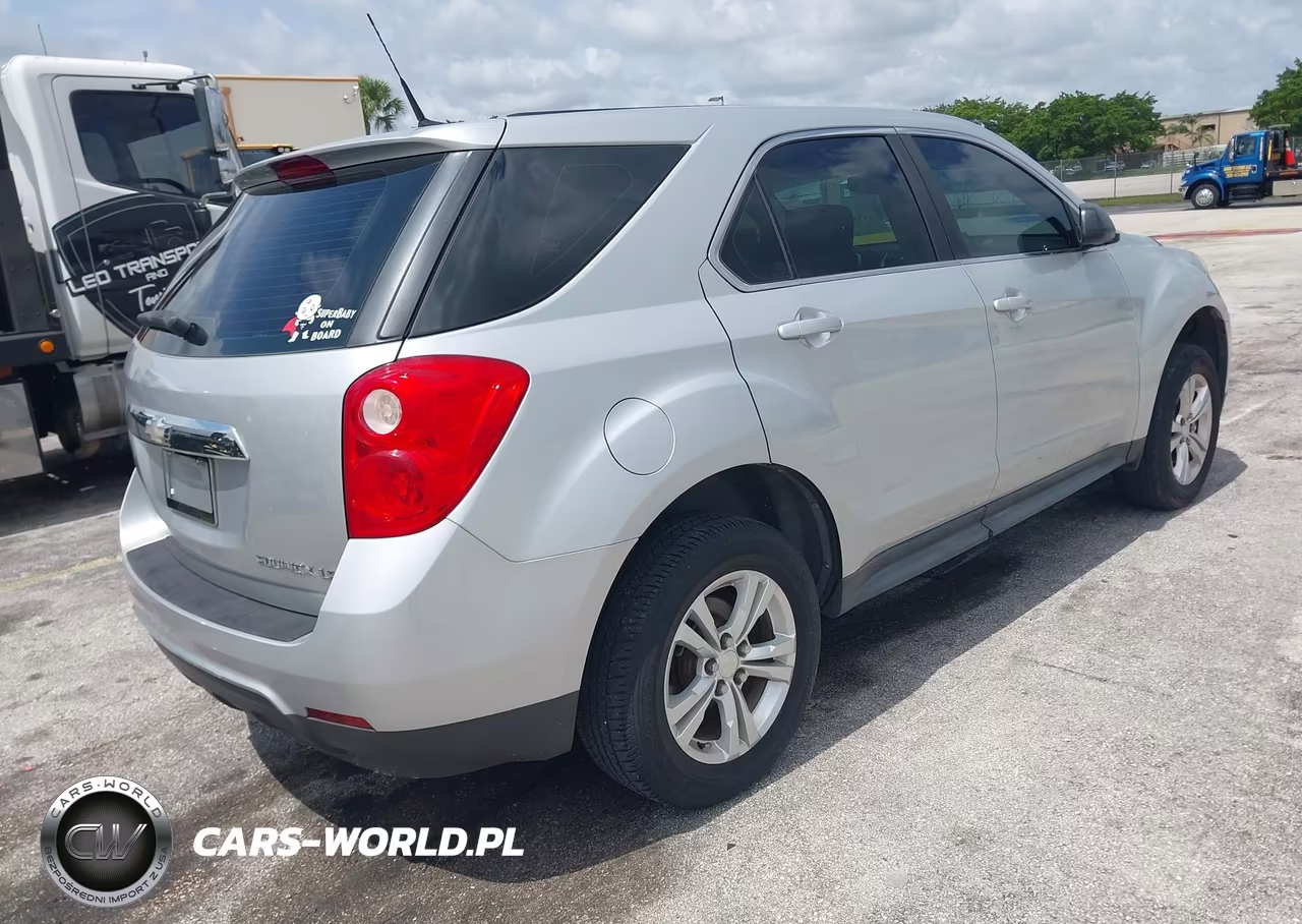 2010 Chevrolet Equinox Ls VIN:2CNALBEWXA6379825 - 4