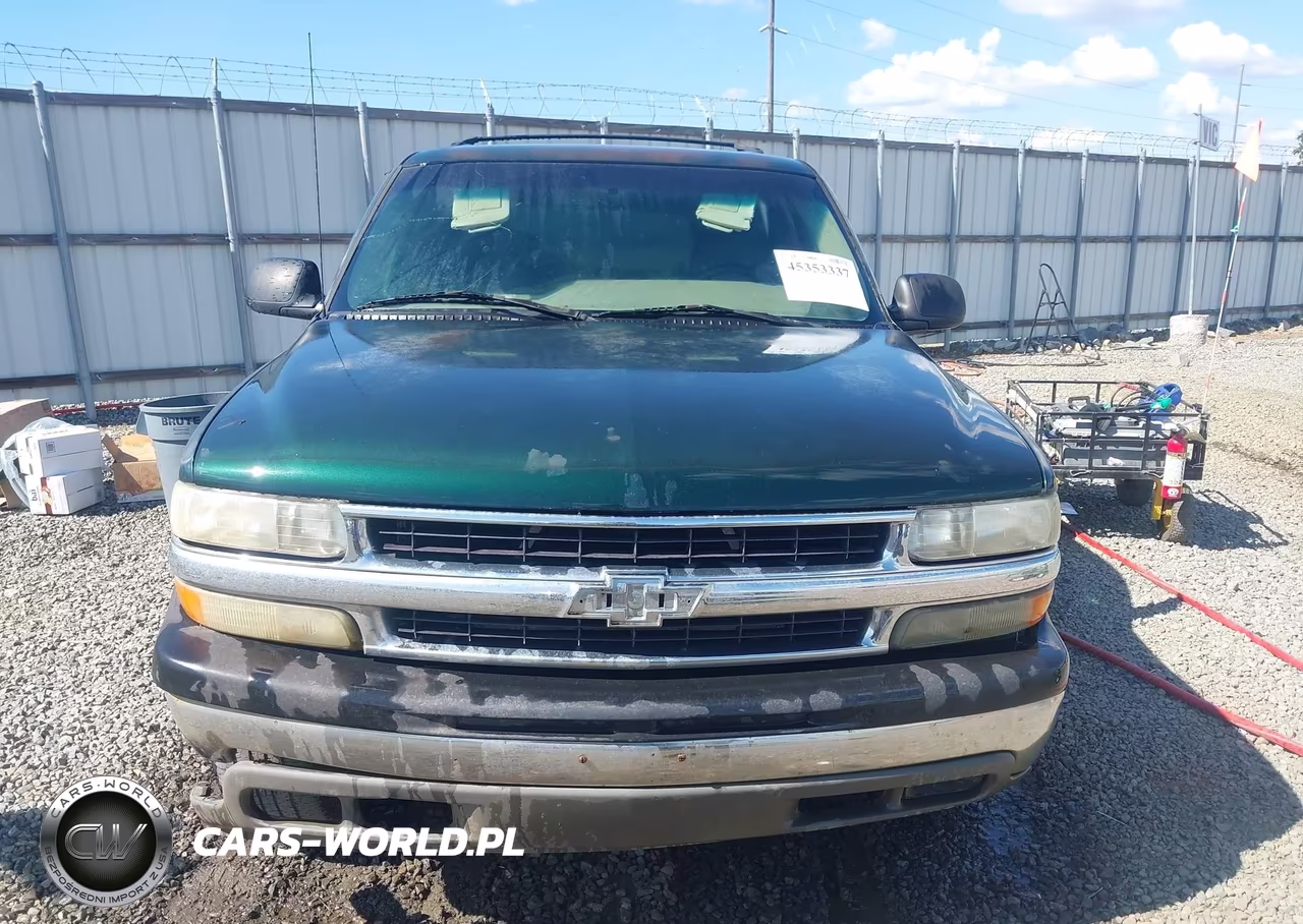 2002 Chevrolet Tahoe Ls VIN:1GNEC13ZX2J128683 - 12