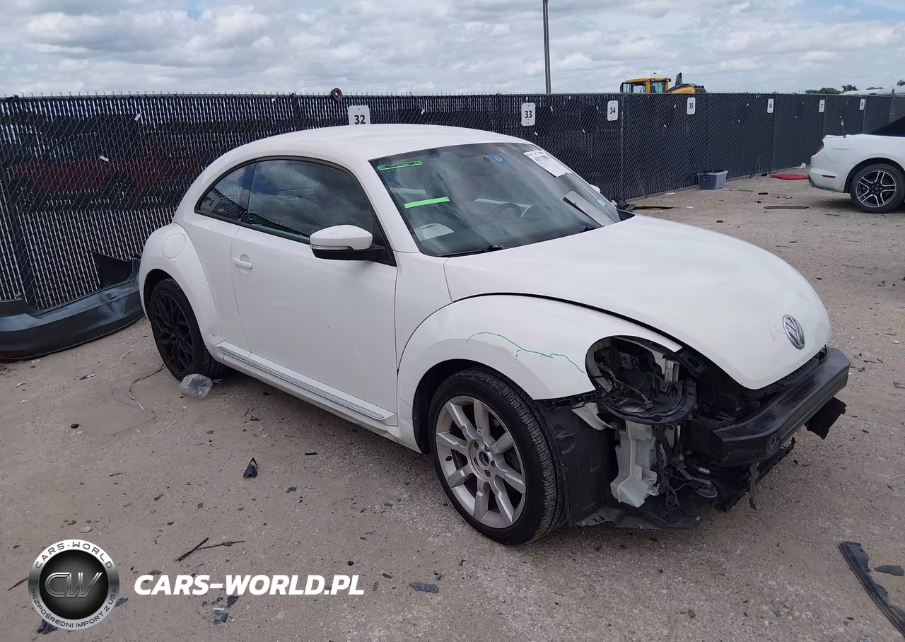 2012 Volkswagen Beetle 2.5L – zdjęcie 1 z 16