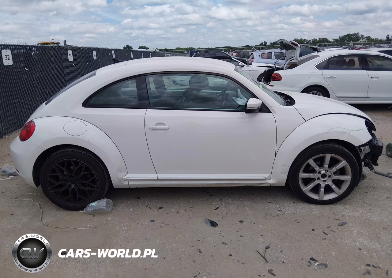2012 Volkswagen Beetle 2.5L VIN:3VWJP7AT2CM636760 - 13