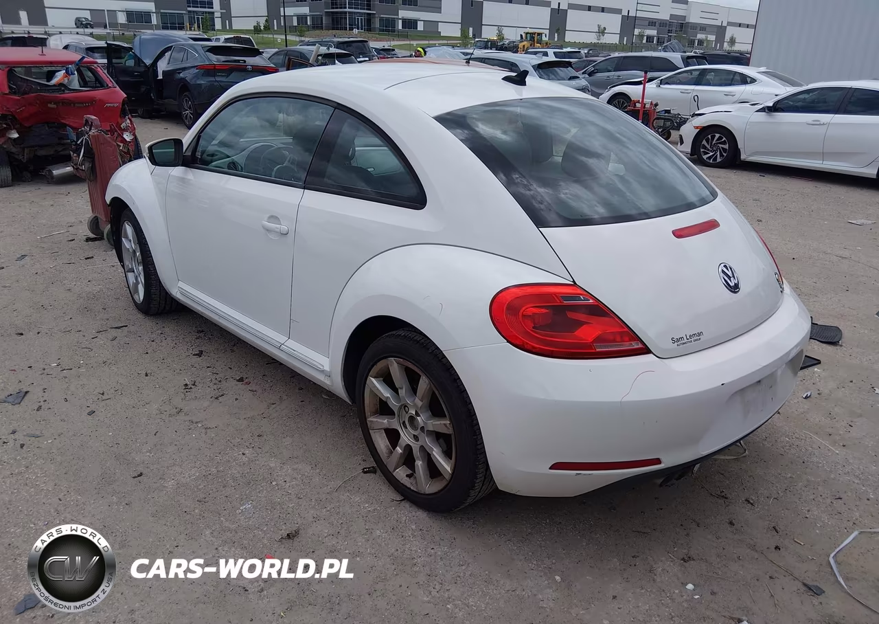 2012 Volkswagen Beetle 2.5L VIN:3VWJP7AT2CM636760 - 3