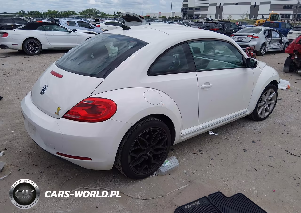 2012 Volkswagen Beetle 2.5L VIN:3VWJP7AT2CM636760 - 4