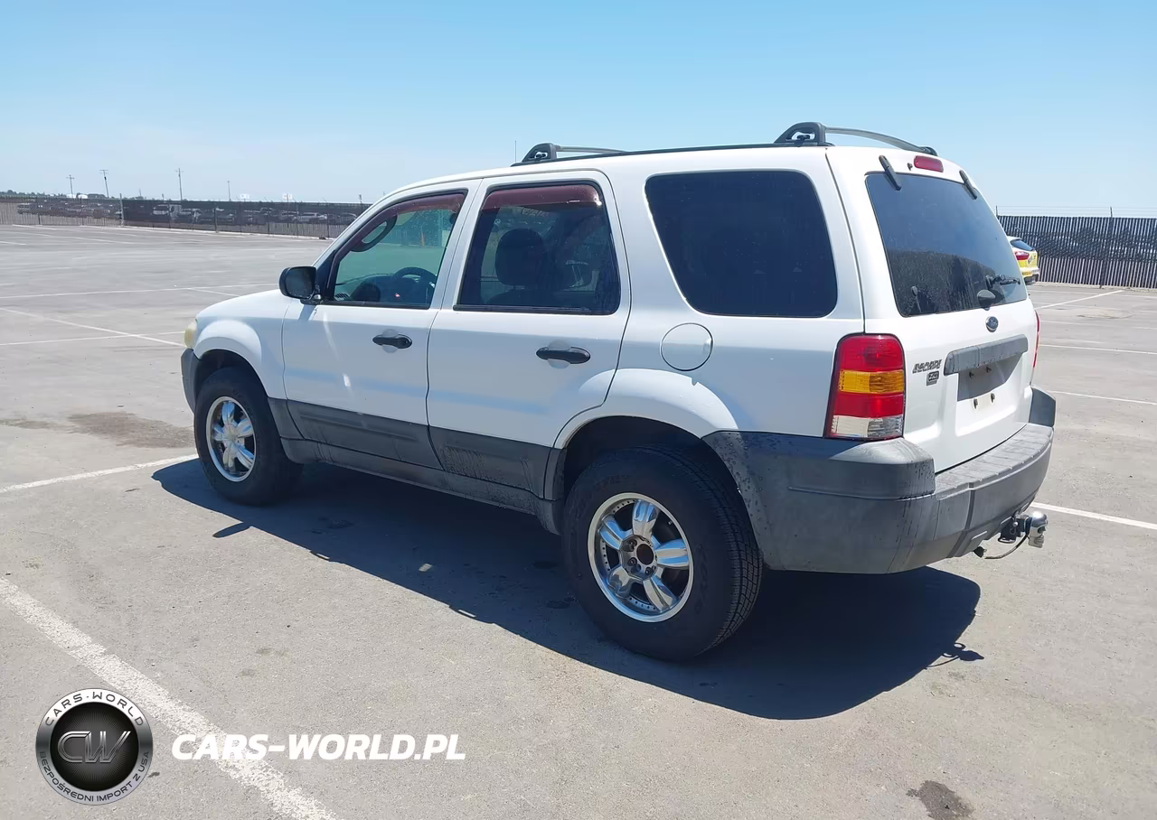 2005 Ford Escape Xlt VIN:1FMCU03105KA07401 - 3