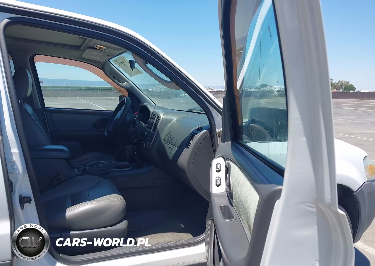 2005 Ford Escape Xlt VIN:1FMCU03105KA07401 - 5