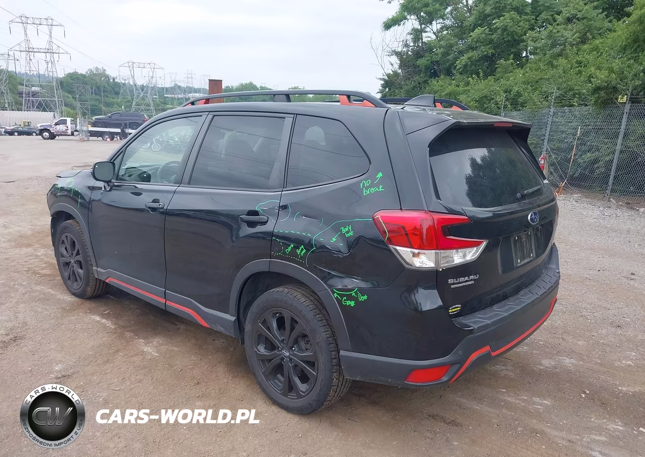 2020 Subaru Forester Sport VIN:JF2SKAMC5LH525205 - 3