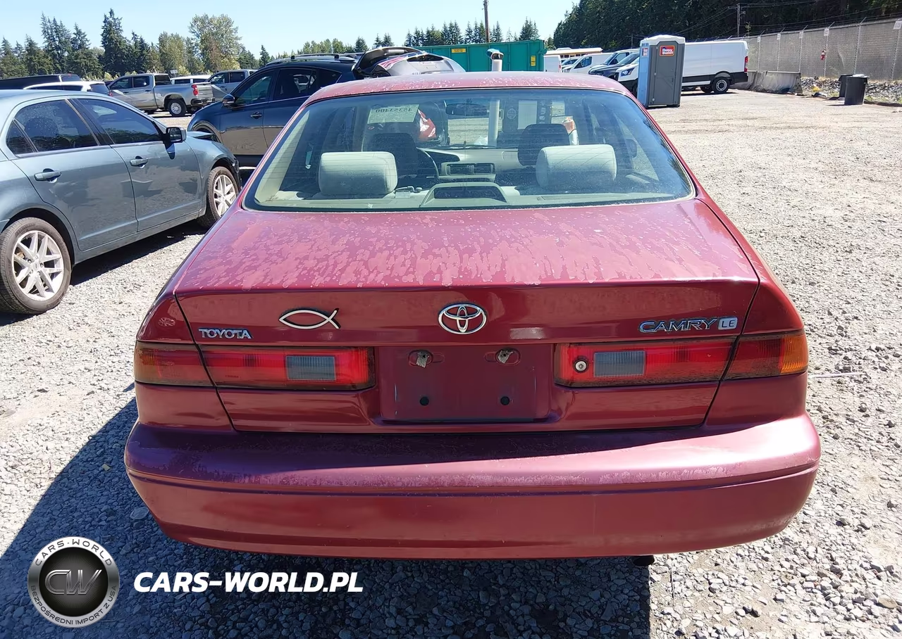 1998 Toyota Camry Le VIN:4T1BG22K2WU856640 - 16