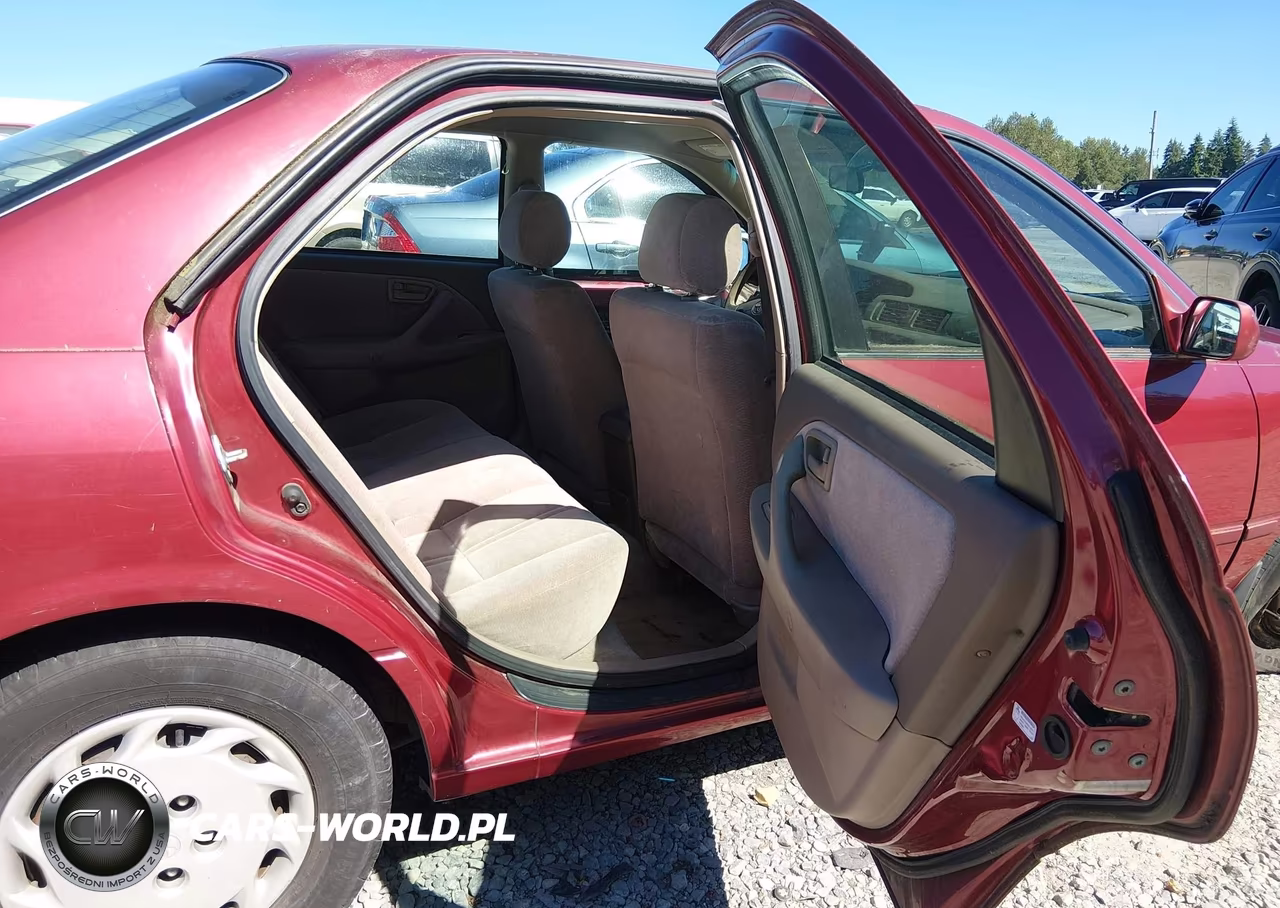 1998 Toyota Camry Le VIN:4T1BG22K2WU856640 - 8