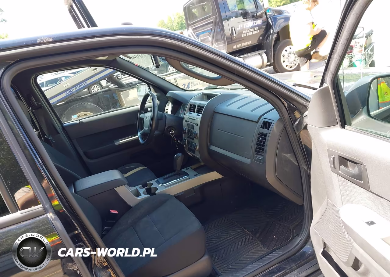 2010 Ford Escape Xlt VIN:1FMCU0DG7AKA87048 - 5