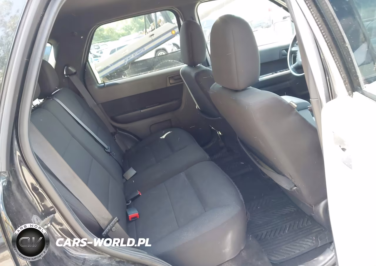 2010 Ford Escape Xlt VIN:1FMCU0DG7AKA87048 - 8