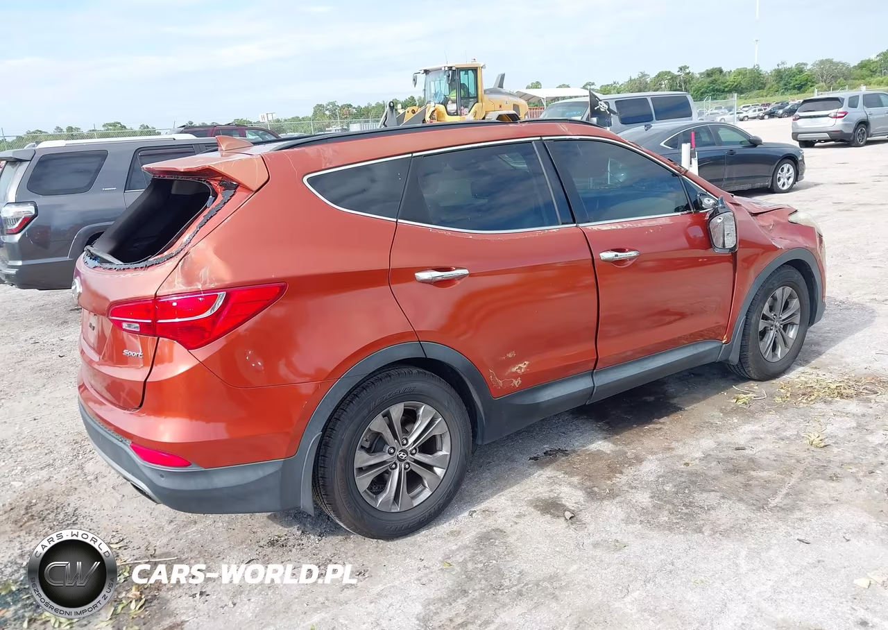 2014 Hyundai Santa Fe Sport 2.4L VIN:5XYZU3LB5EG218592 - 4