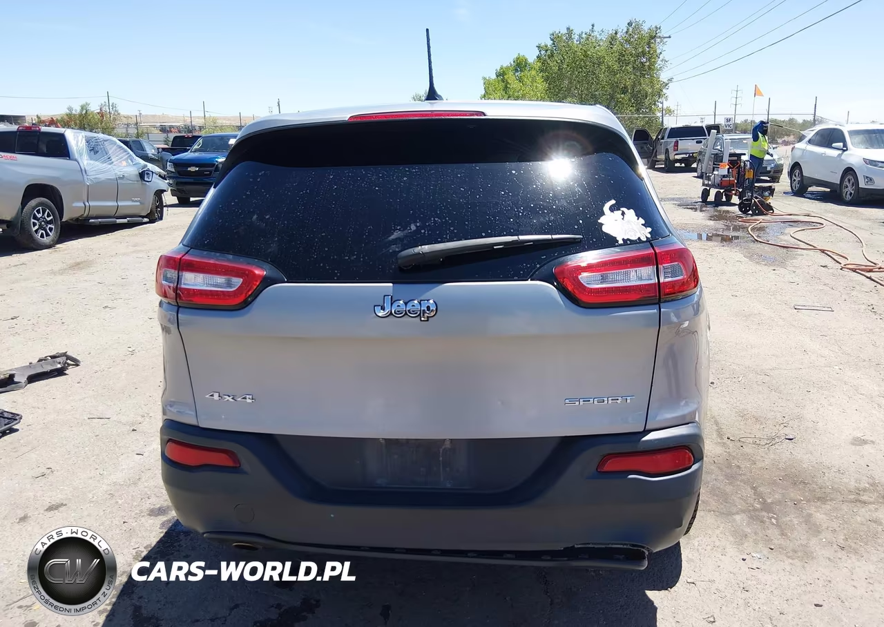 2016 Jeep Cherokee Sport VIN:1C4PJMAB7GW266934 - 16