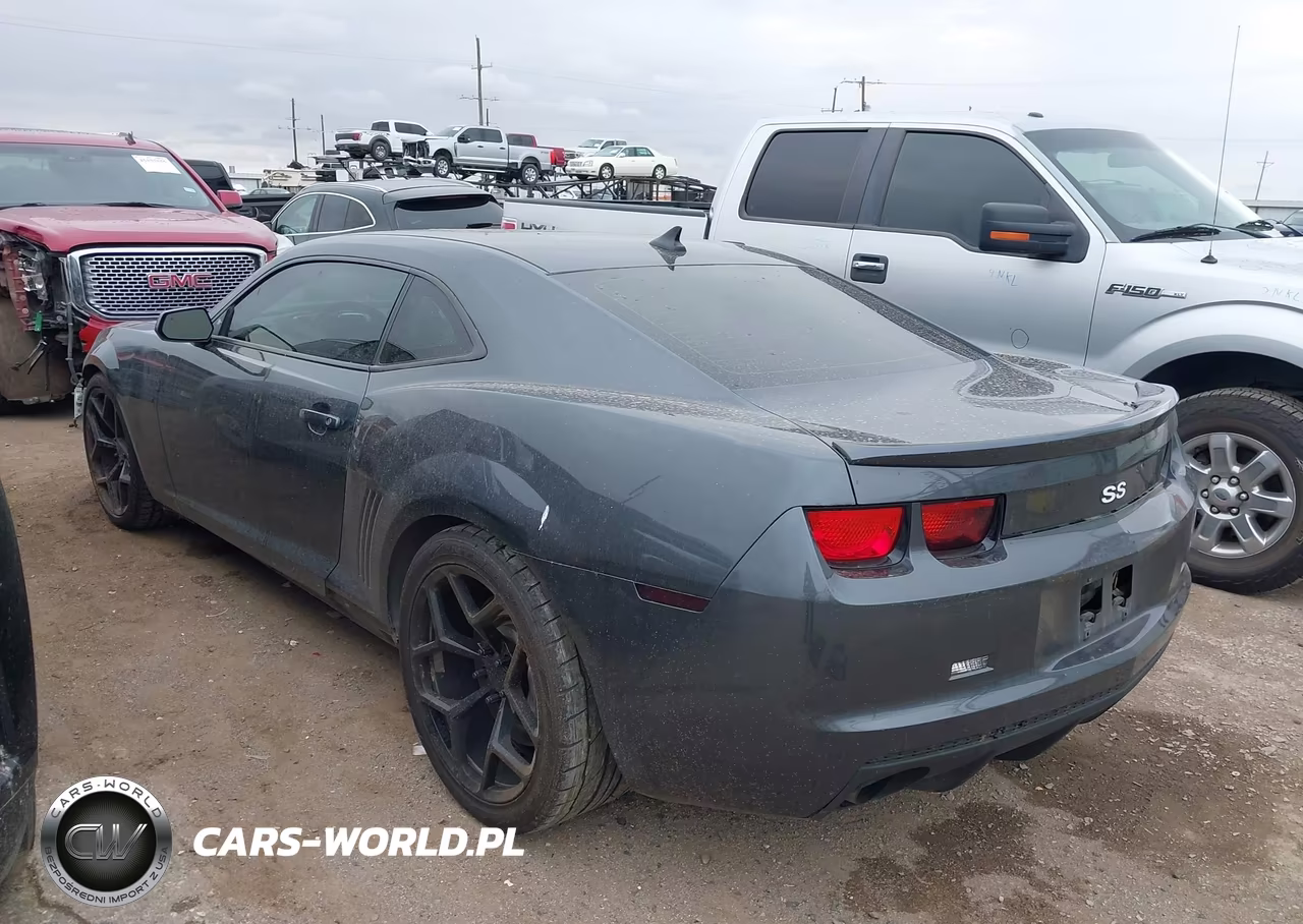 2010 Chevrolet Camaro 2Ss VIN:2G1FT1EWXA9135460 - 3