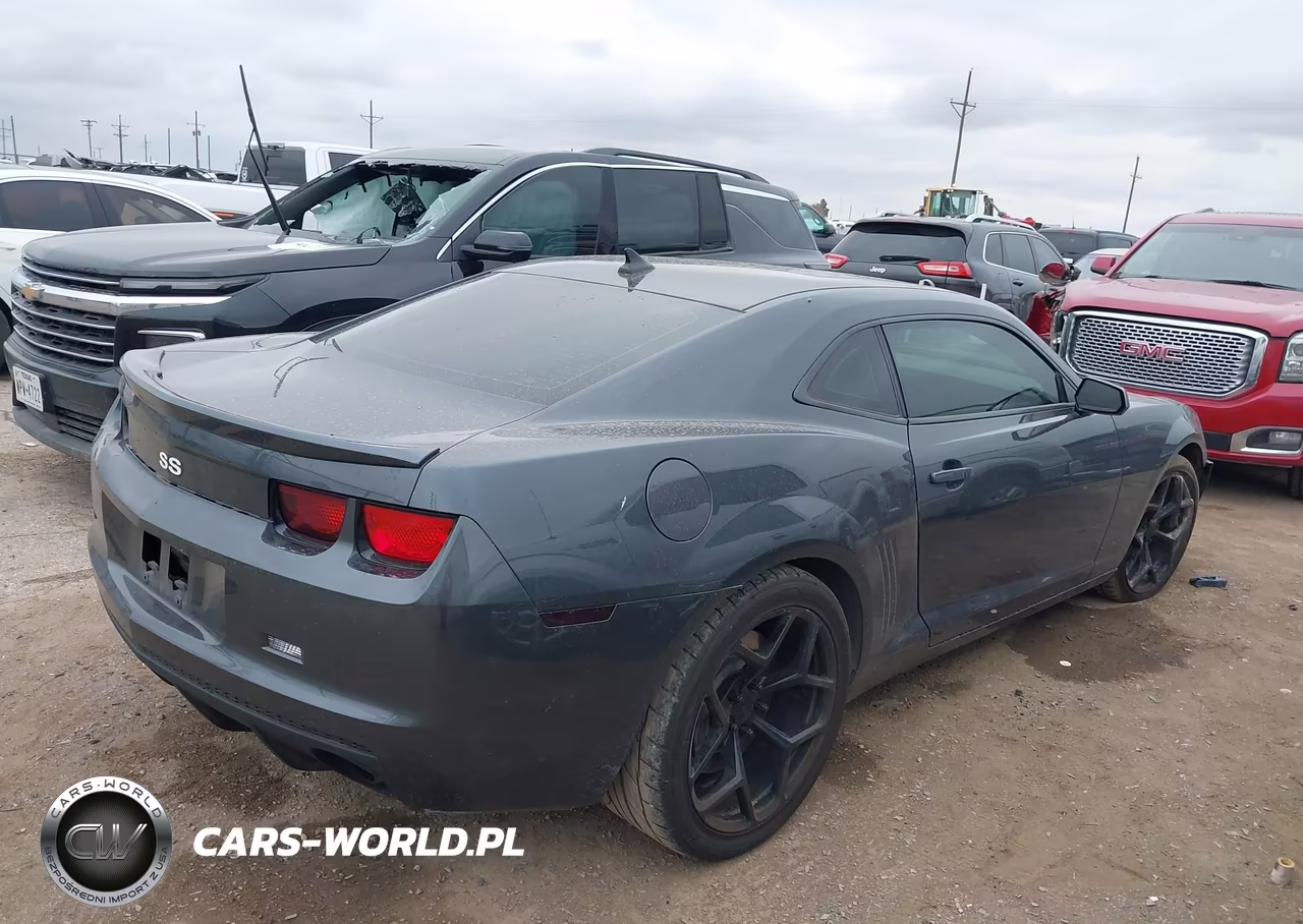 2010 Chevrolet Camaro 2Ss VIN:2G1FT1EWXA9135460 - 4