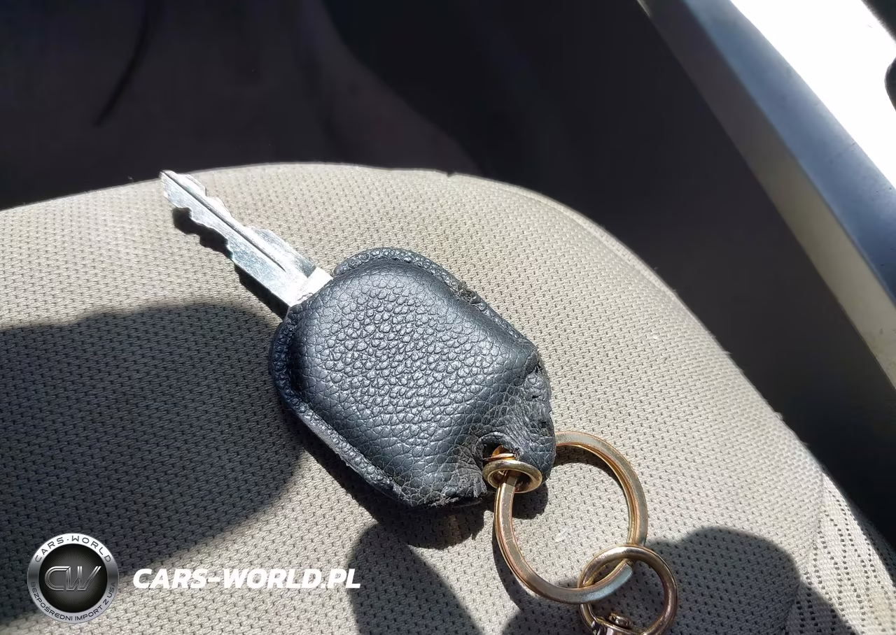 2011 Ford Focus Ses VIN:1FAHP3GN8BW176110 - 11
