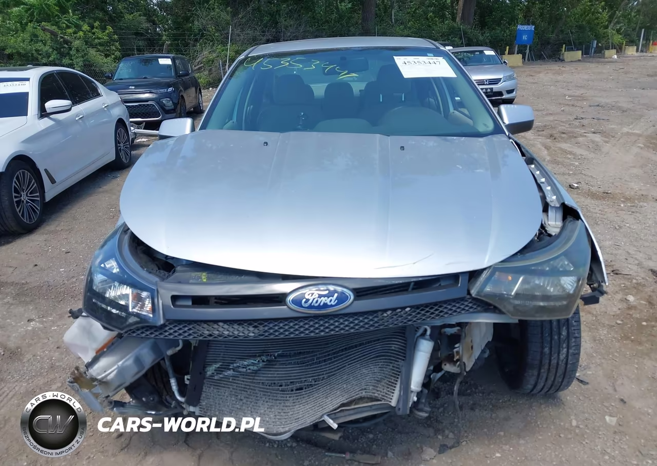 2011 Ford Focus Ses VIN:1FAHP3GN8BW176110 - 12