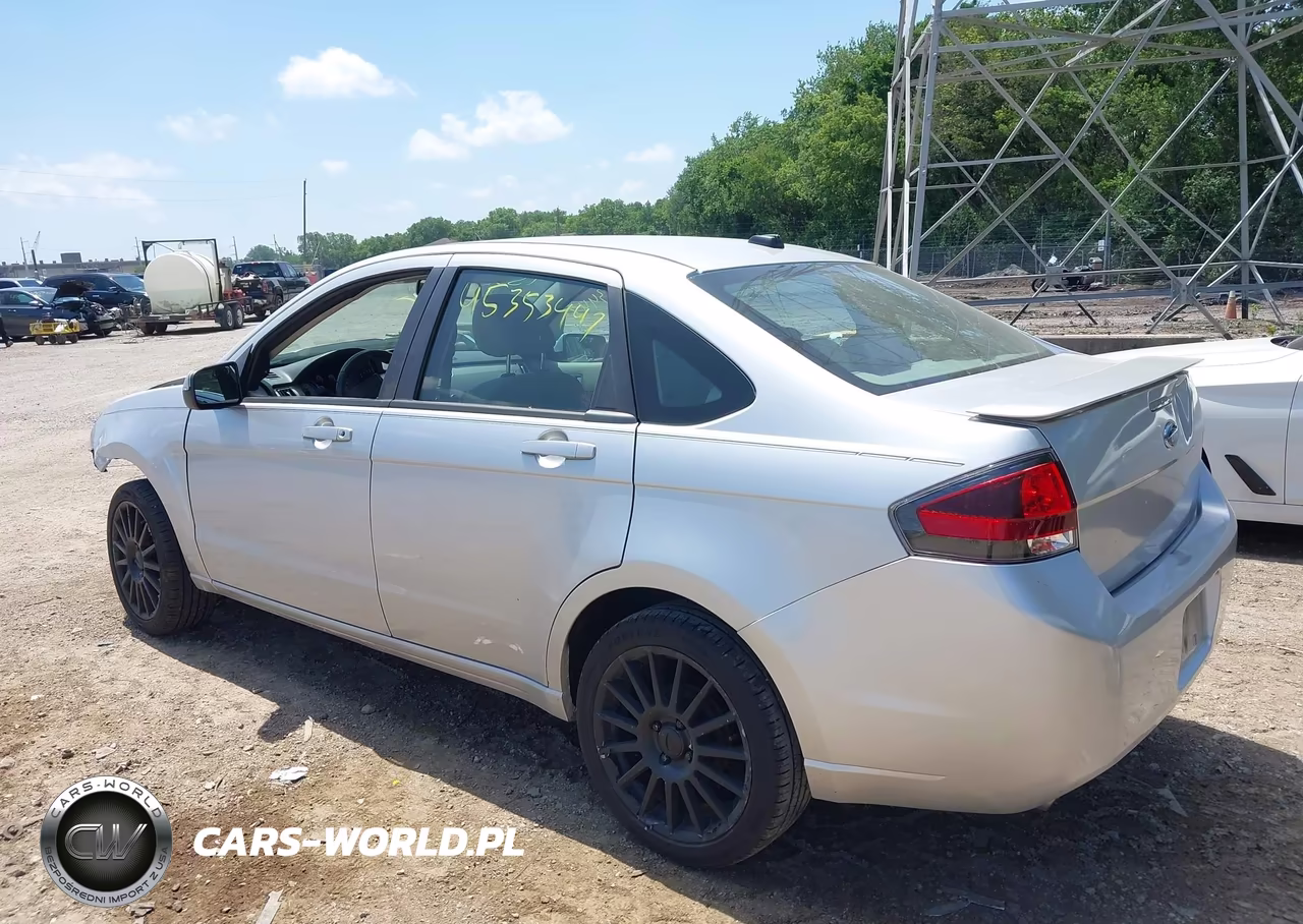 2011 Ford Focus Ses VIN:1FAHP3GN8BW176110 - 3