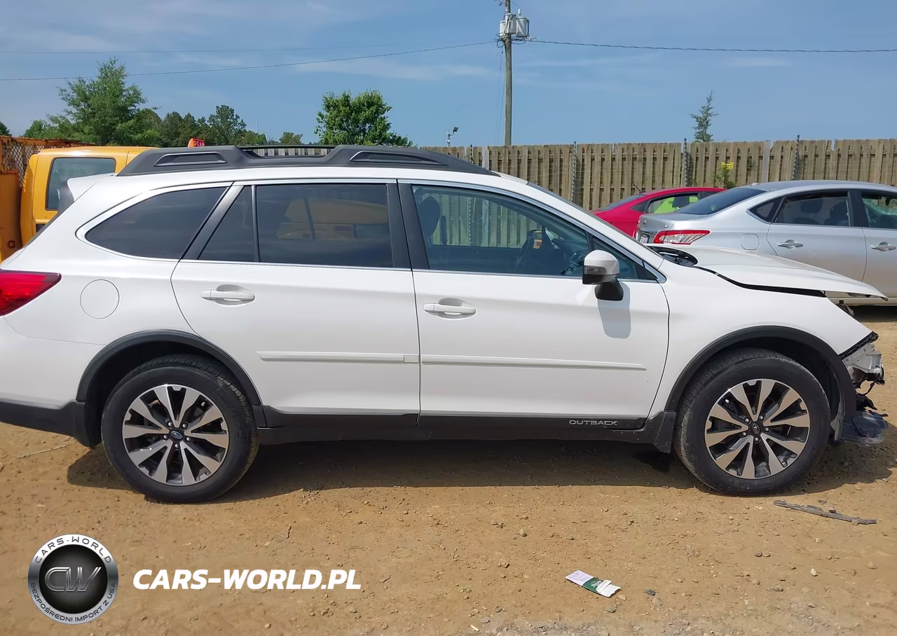 2016 Subaru Outback 3.6R Limited VIN:4S4BSENC3G3278270 - 14