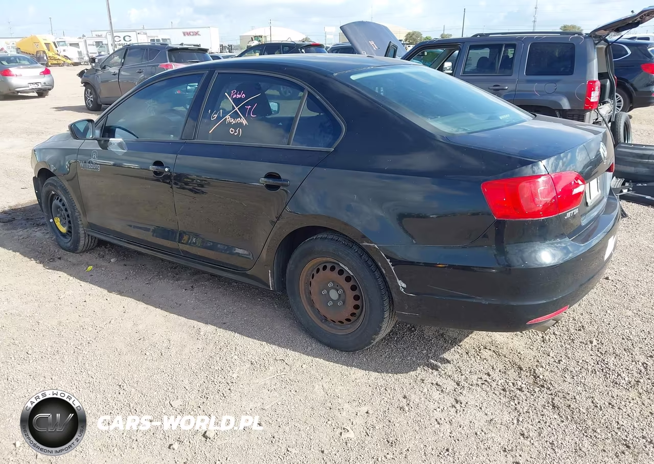 2011 Volkswagen Jetta 2.0L S VIN:3VW2K7AJ8BM069132 - 3
