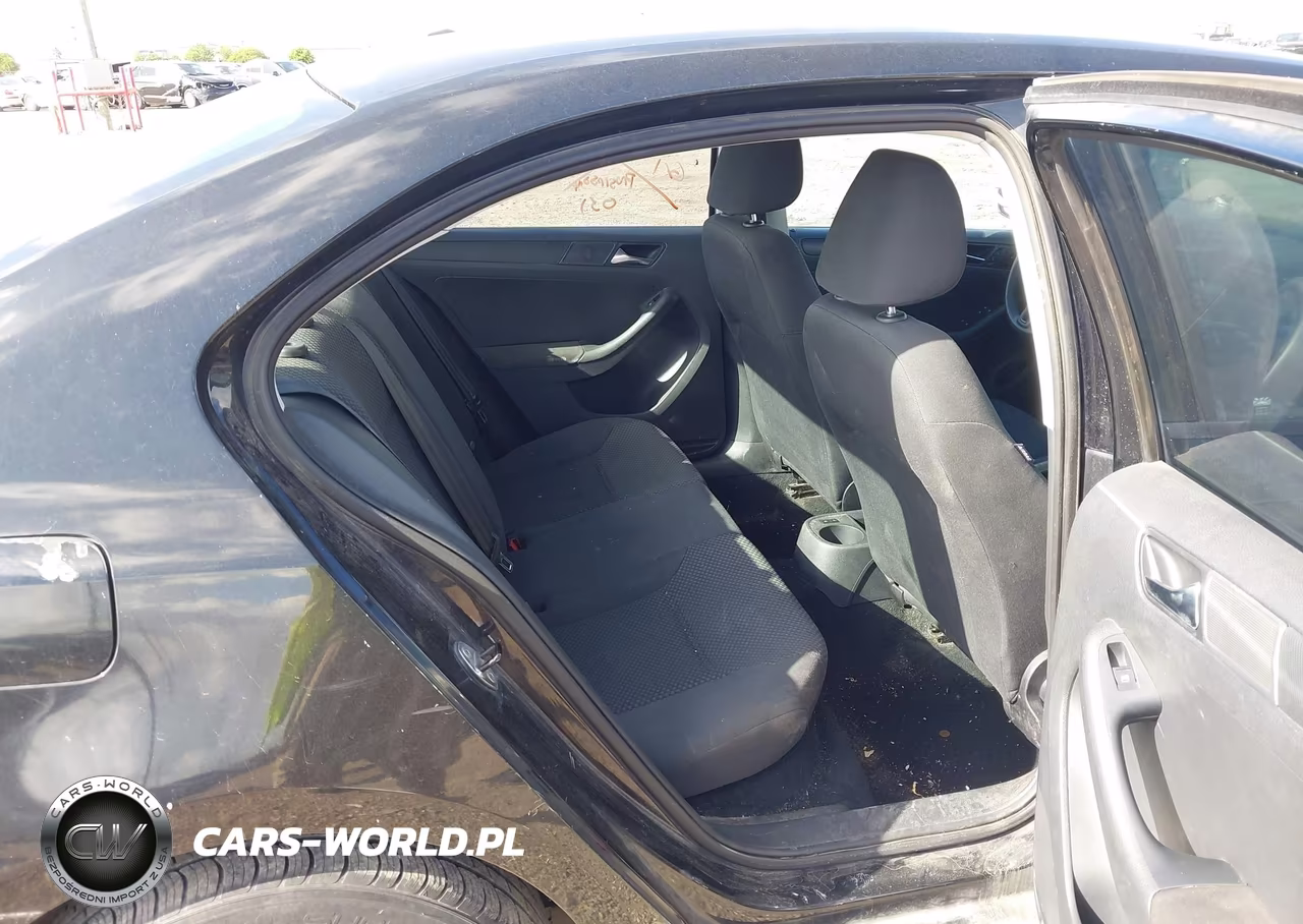 2011 Volkswagen Jetta 2.0L S VIN:3VW2K7AJ8BM069132 - 8