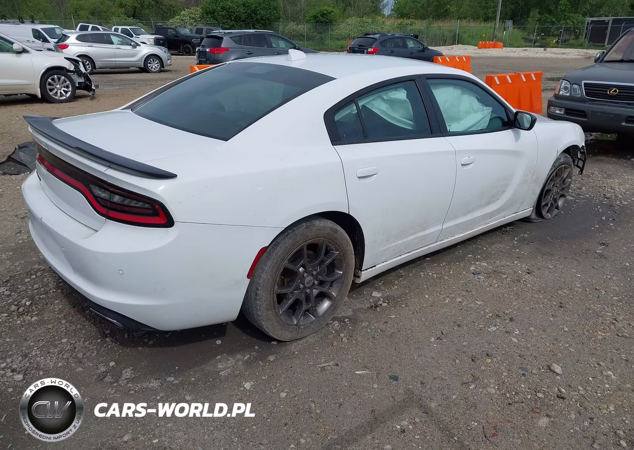 2018 Dodge Charger Gt Awd VIN:2C3CDXJG4JH126756 - 4